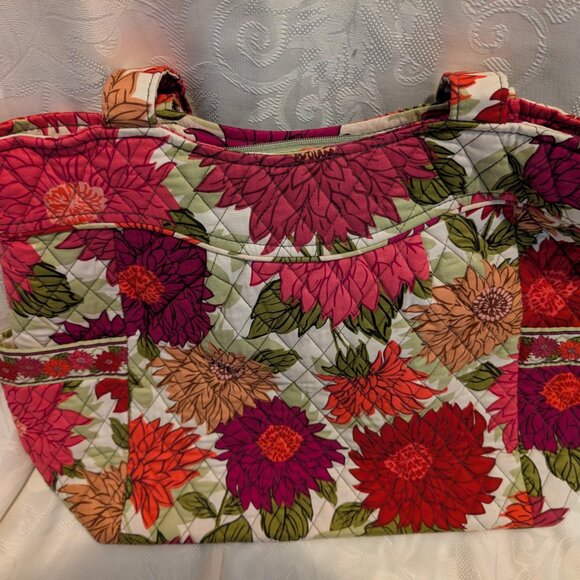 NW/OT VINTAGE VERA BRADLEY TOTE PURPLES/PINKS 13X17X5" - Picture 3 of 3